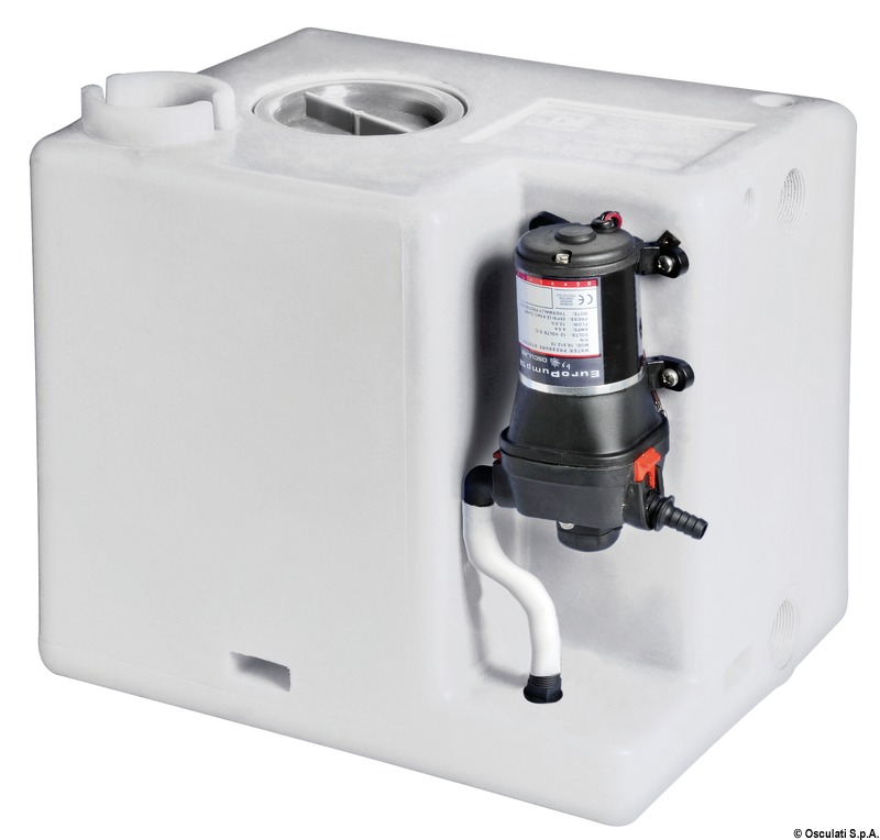56 Litre Water Tank with Integral Water Pump